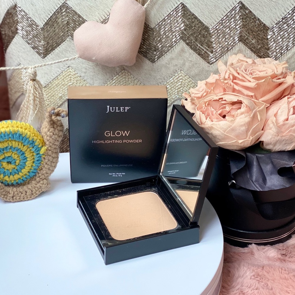 Julep glow highlighting powder